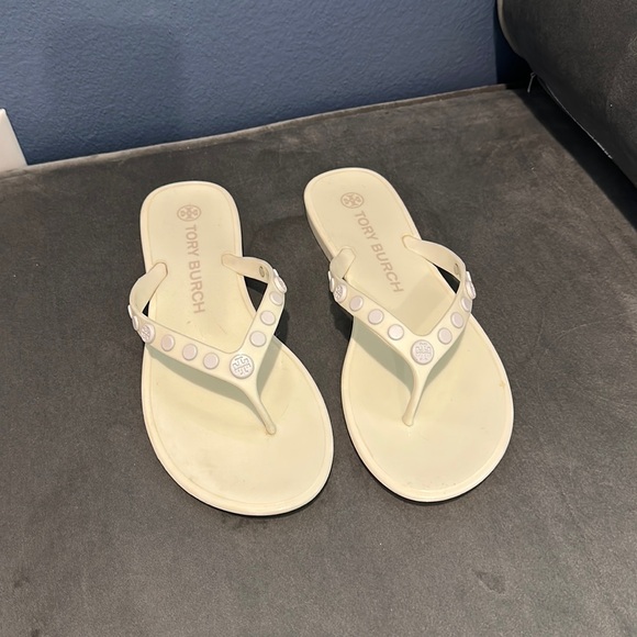 Tory Burch Jelly Sandal - Picture 2 of 4